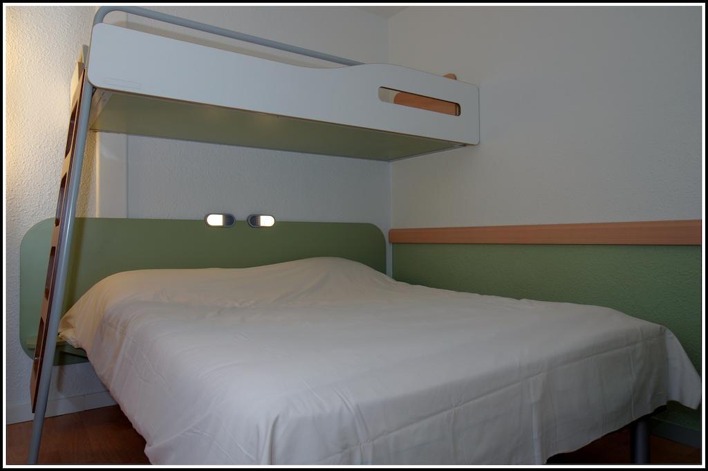 Ibis Budget Lyon Sud St Genis Laval Hotel Saint-Genis-Laval Room photo